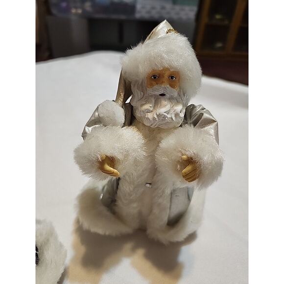 Holiday Time 7" Santa Christmas Ornament With Cloak Tree Topper Set of 2 - Picture 3 of 7